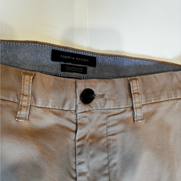 Tommy Hilfiger Khaki Chino Pants 32”/30” Custom Fit - Picture 8 of 8